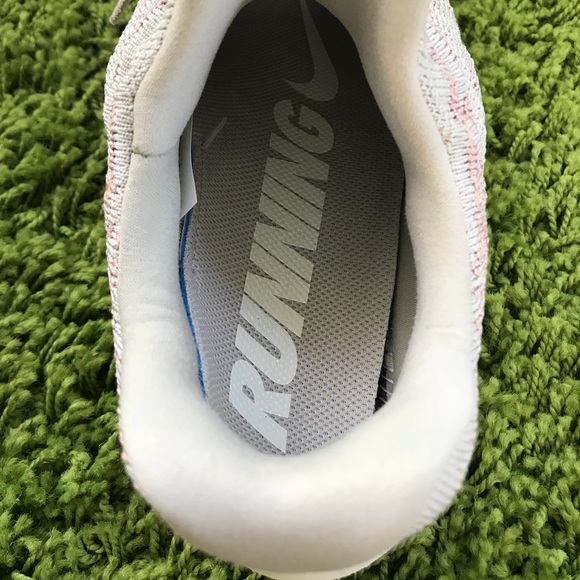 NWT Nike LunarEpic Low FL 2 Pale Sunset Glow WMNS - Picture 8 of 8